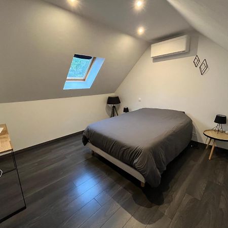 Chez Berangere Et Nicolas Montreuil-sur-Maine Екстер'єр фото